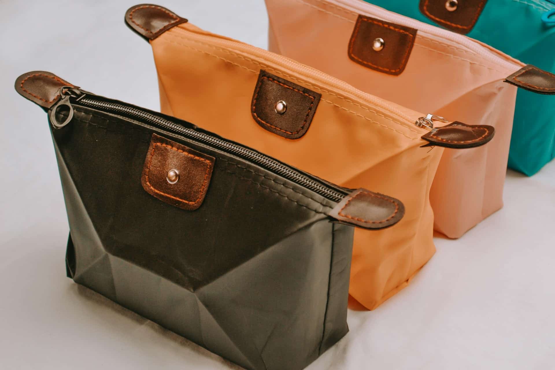 Necessaire: como escreve certo esse termo no dia a dia?